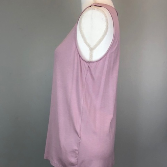 Banana Republic Women T-shirt Size M - Picture 3 of 8